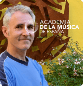 Our founder, Full Member of the Academy of Music of Spain!